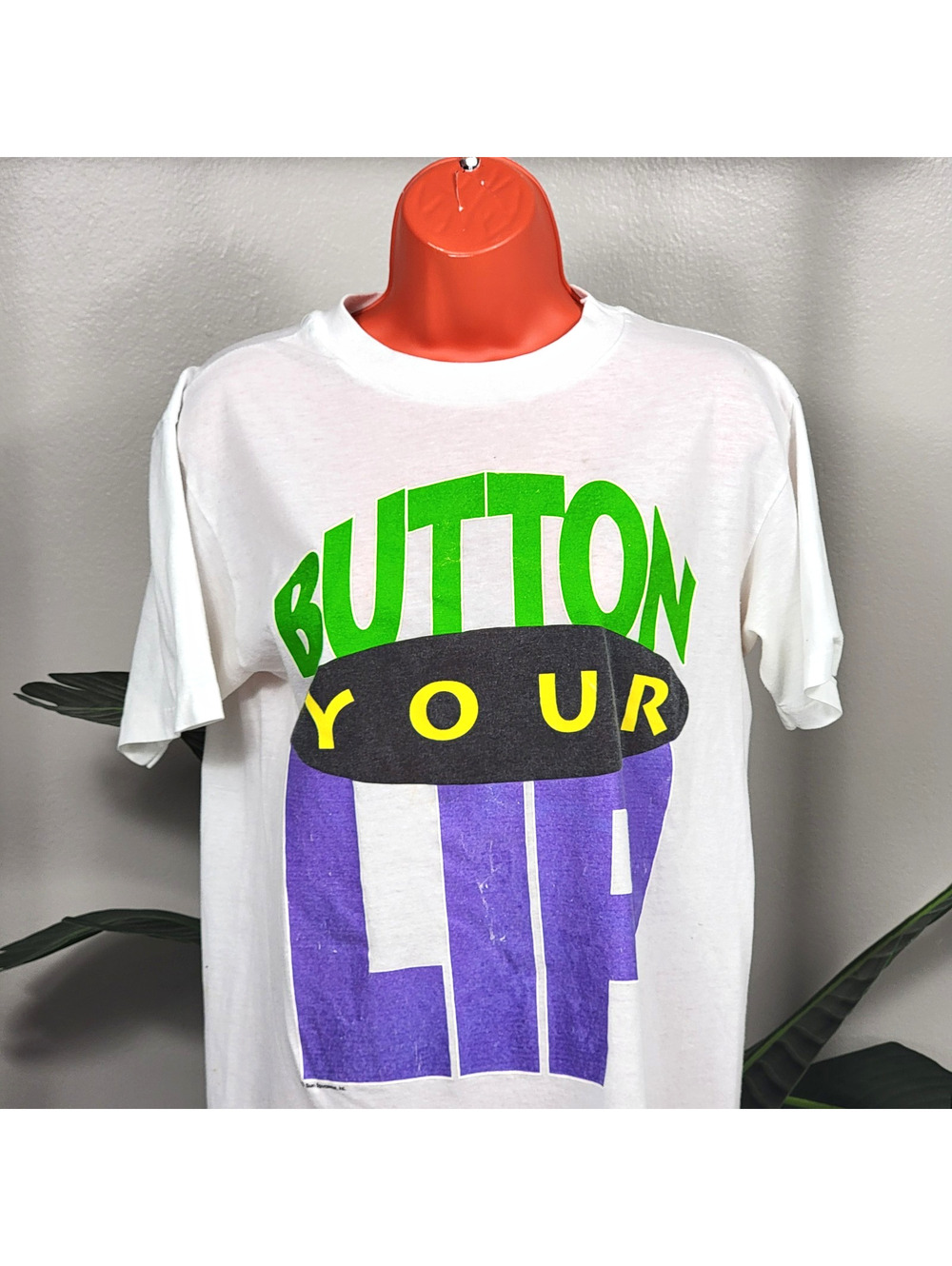Vintage 90s Funny Sassy T-Shirt "Button Your Lip" Graphic Baby Tee It Girl Top